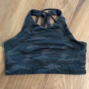 Vuori sports bra